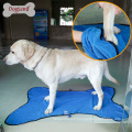 Serviette de bain de séchage de chien bleu pour les pattes sales pour chien